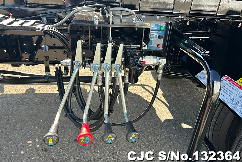 2025 Mitsubishi / Canter Stock No. 132364