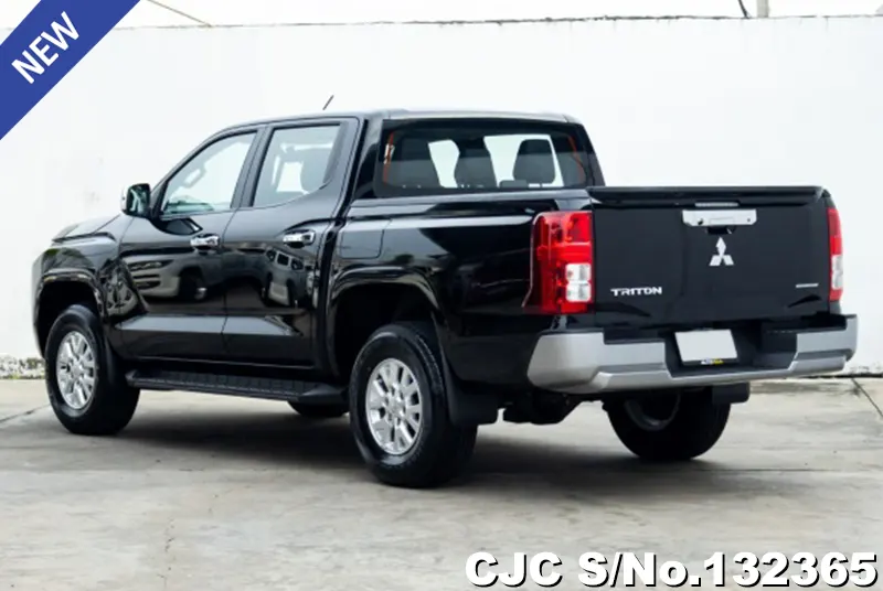2024 Mitsubishi / Triton Stock No. 132365