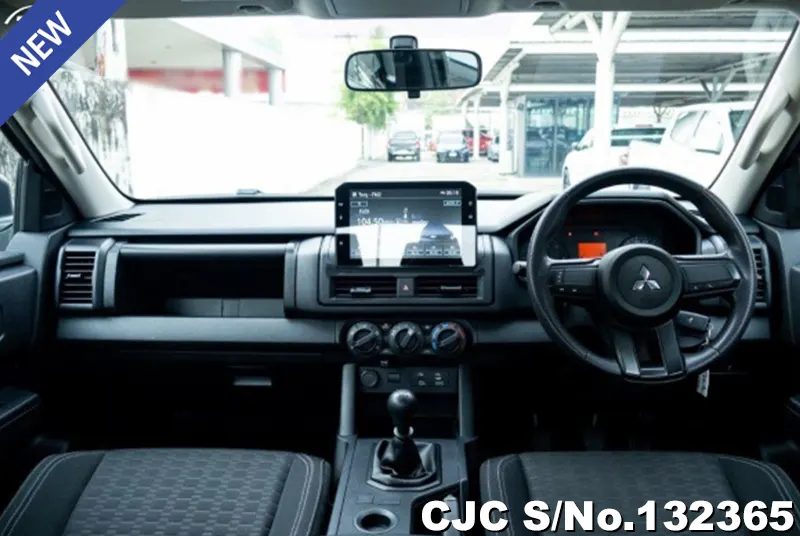 Mitsubishi Triton in Black for Sale Image 5