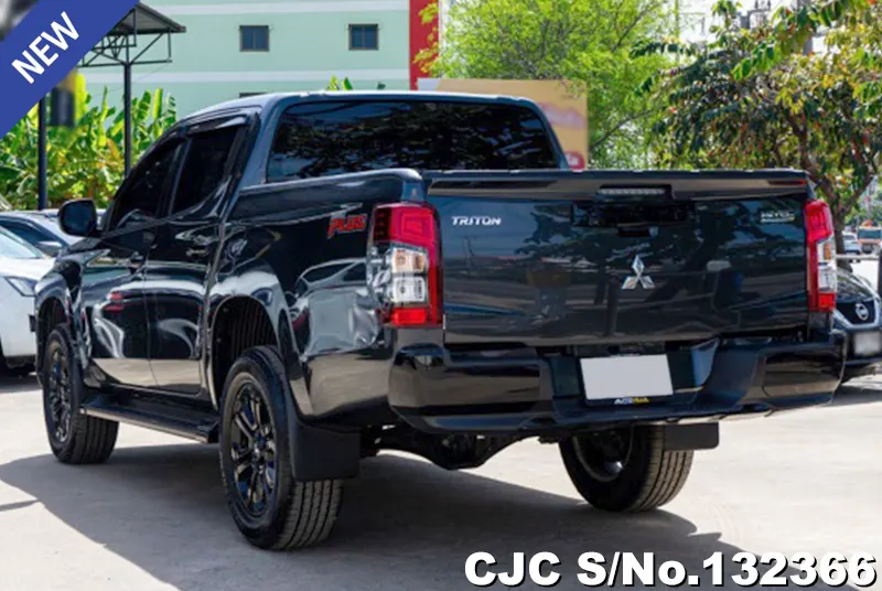2023 Mitsubishi / Triton Stock No. 132366