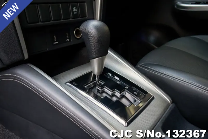 2023 Mitsubishi / Triton Stock No. 132367