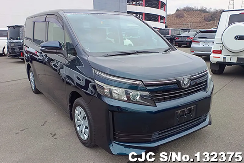 2017 Toyota / Voxy Stock No. 132375