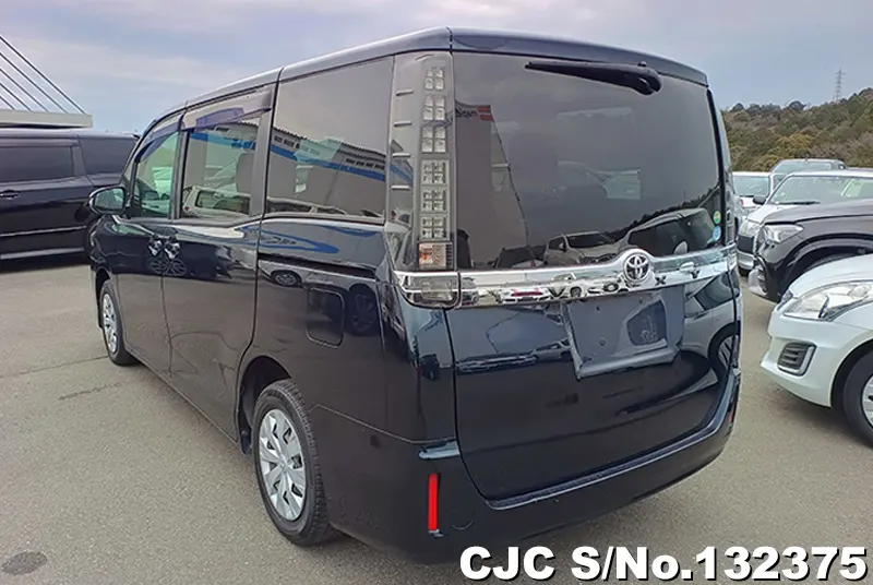 2017 Toyota / Voxy Stock No. 132375