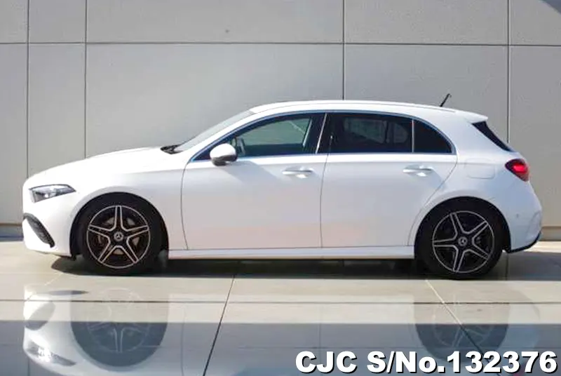 2024 Mercedes Benz / A Class Stock No. 132376