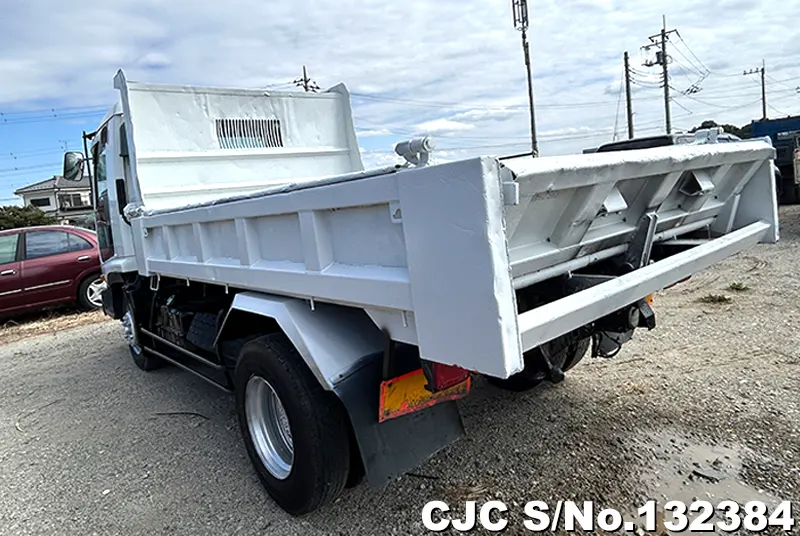 2005 Isuzu / Forward Stock No. 132384