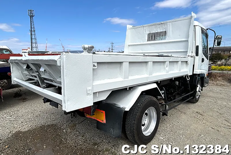 2005 Isuzu / Forward Stock No. 132384