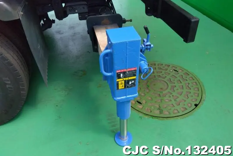 2019 Isuzu / Elf Stock No. 132405