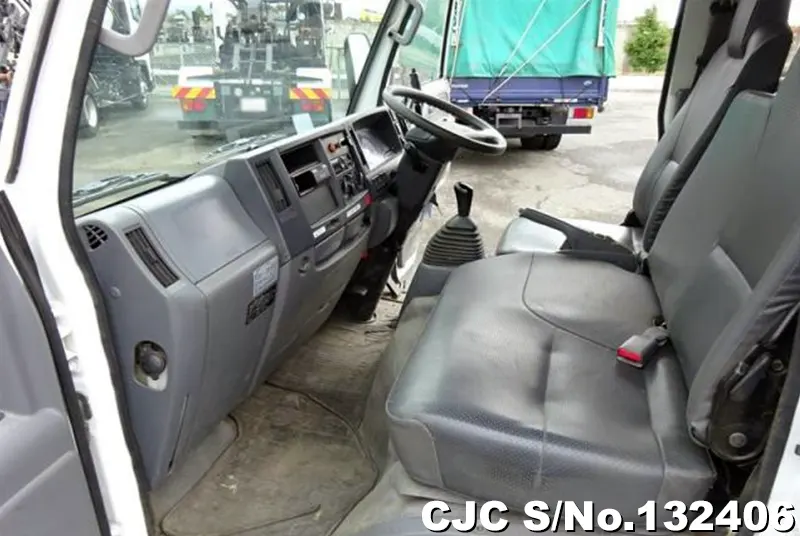 2018 Isuzu / Elf Stock No. 132406