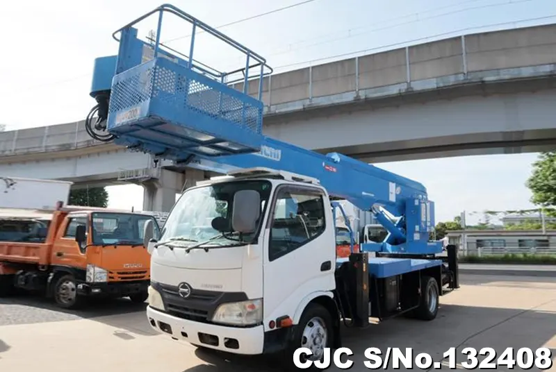 2012 Hino / Dutro Stock No. 132408