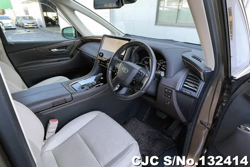 2025 Toyota / Alphard Stock No. 132414