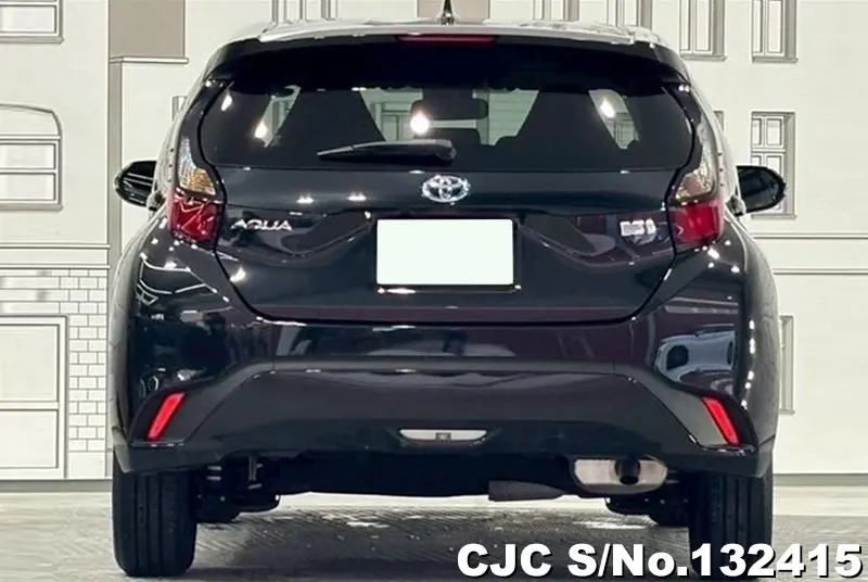 2024 Toyota / Aqua Stock No. 132415