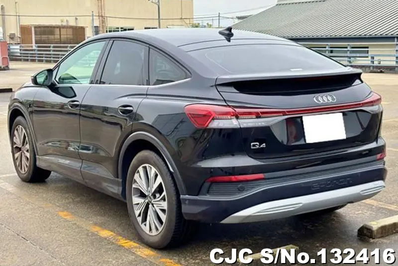 Audi Q4 e-tron in Black for Sale Image 1
