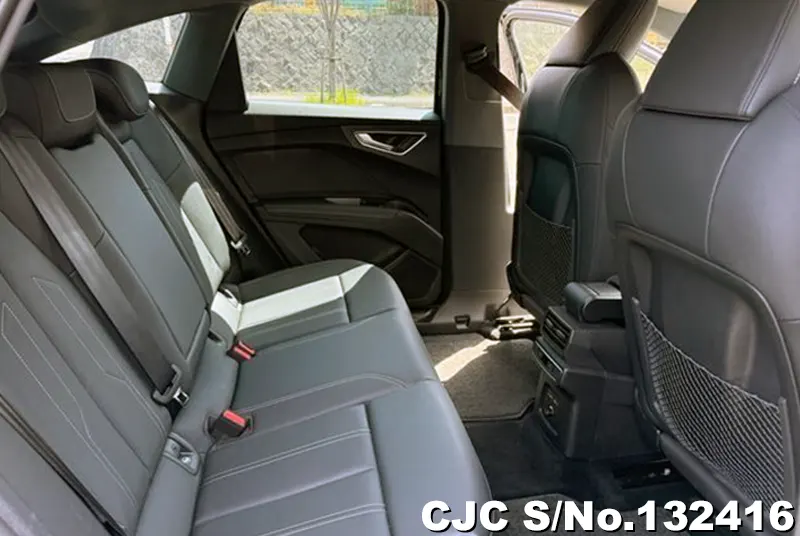 Audi Q4 e-tron in Black for Sale Image 10