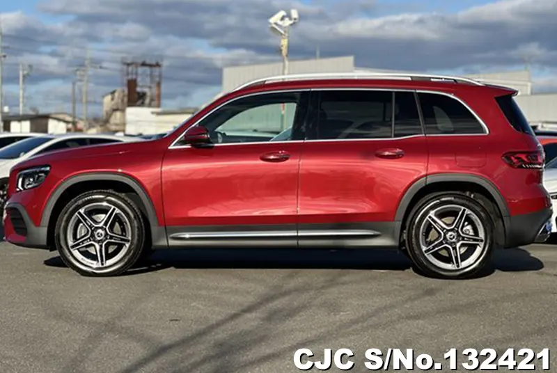 Mercedes Benz GLB Class in Red for Sale Image 7