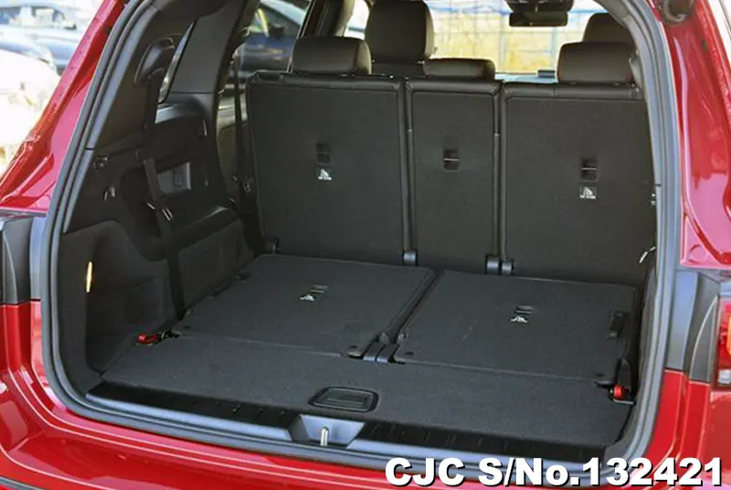 Mercedes Benz GLB Class in Red for Sale Image 9