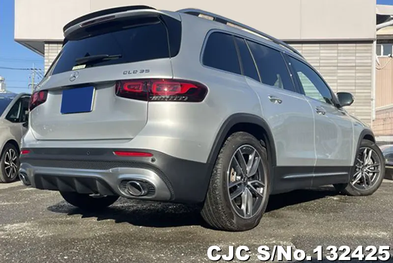 Mercedes Benz GLB Class in Silver for Sale Image 1