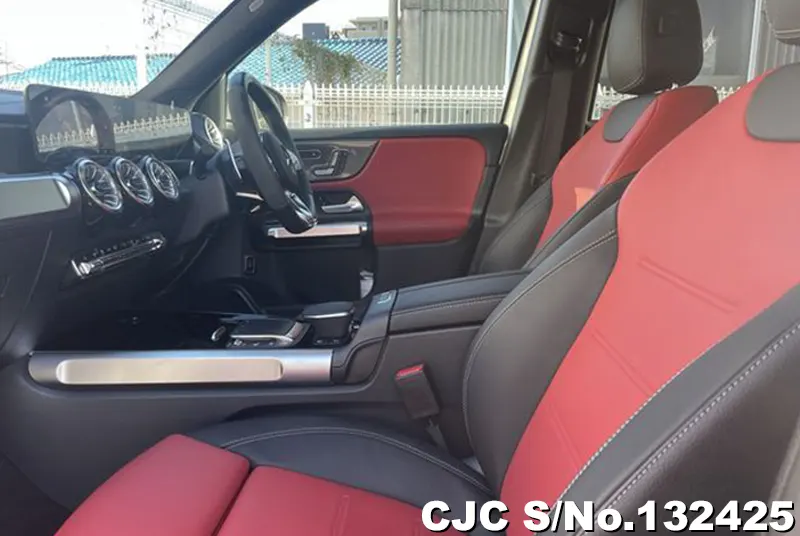 2024 Mercedes Benz / GLB Class Stock No. 132425