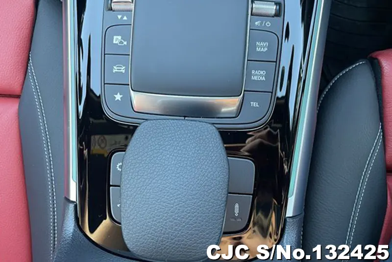 2024 Mercedes Benz / GLB Class Stock No. 132425