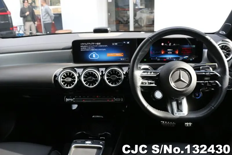 Mercedes Benz CLA Class in Gray for Sale Image 9