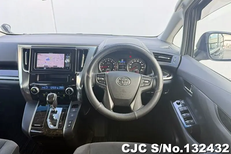 2015 Toyota / Alphard Stock No. 132432