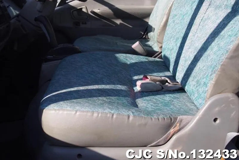 2000 Mitsubishi / Canter Stock No. 132433