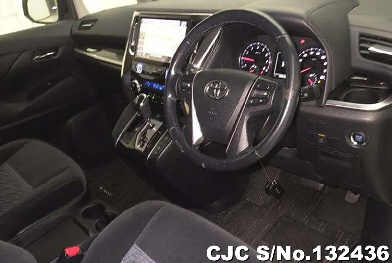 2017 Toyota / Vellfire Stock No. 132436