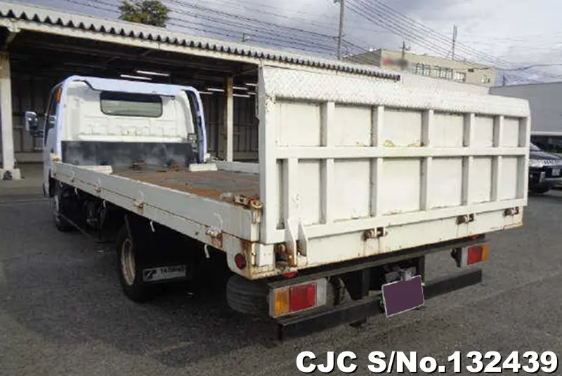 2002 Isuzu / Elf Stock No. 132439