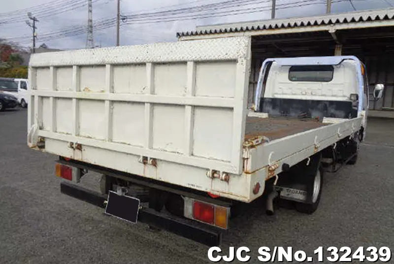 2002 Isuzu / Elf Stock No. 132439