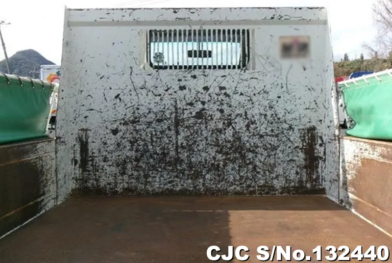 2000 Hino / Dutro Stock No. 132440