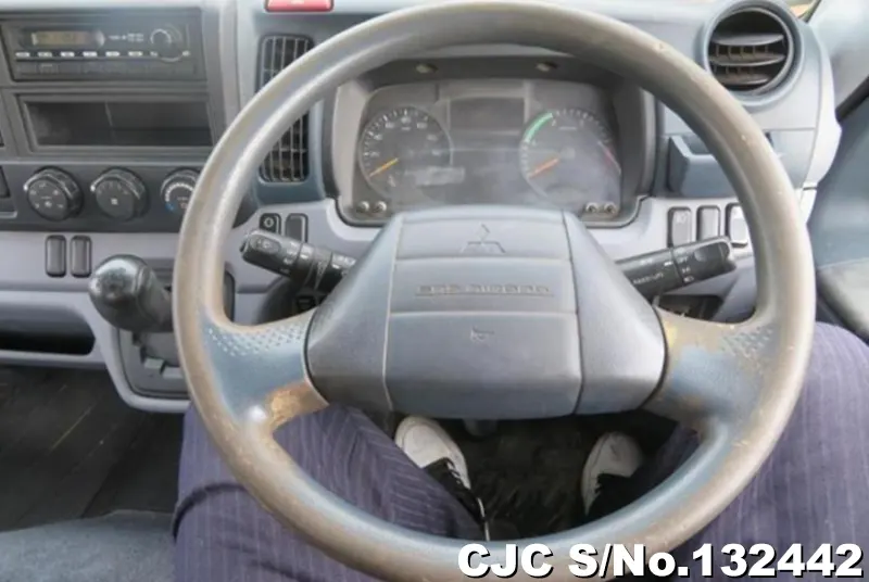 2011 Mitsubishi / Canter Stock No. 132442