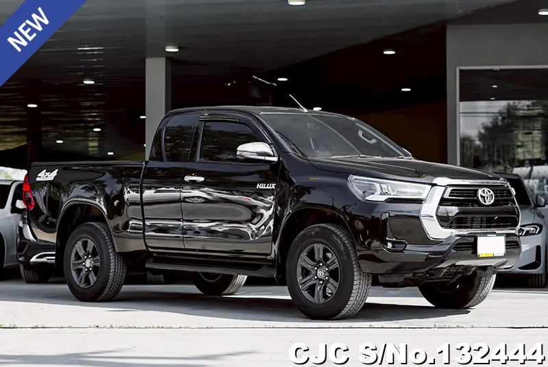 2022 Toyota / Hilux / Revo Stock No. 132444