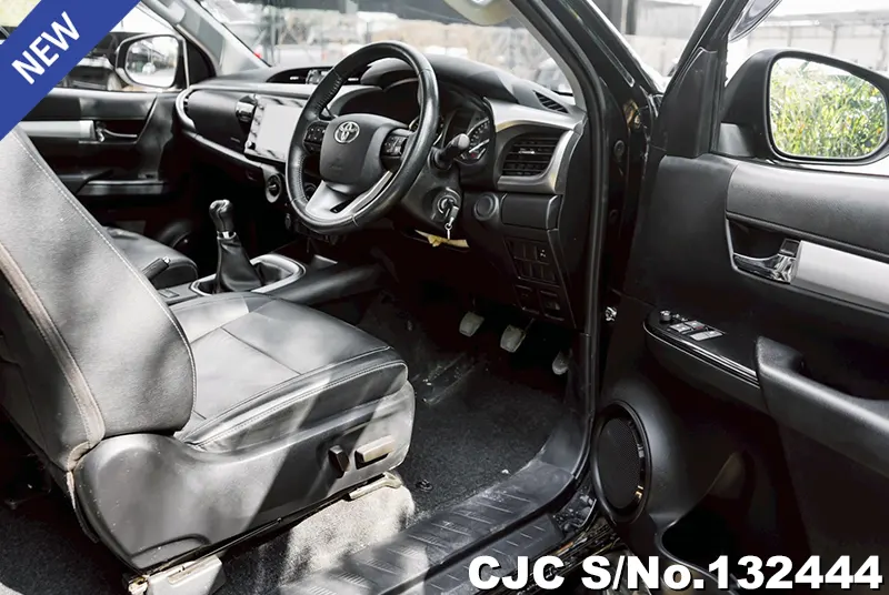 2022 Toyota / Hilux / Revo Stock No. 132444