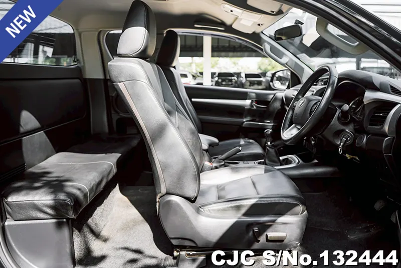 Toyota Hilux in Black for Sale Image 10
