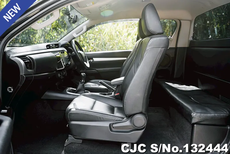 2022 Toyota / Hilux / Revo Stock No. 132444