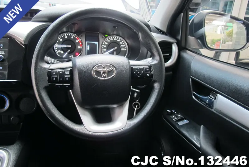 Toyota Hilux in Black for Sale Image 8