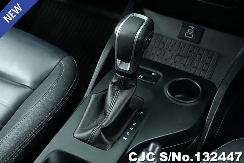 Ford Ranger in Black for Sale Image 13