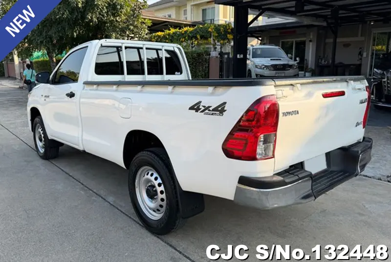 2023 Toyota / Hilux / Revo Stock No. 132448