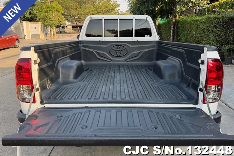 2023 Toyota / Hilux / Revo Stock No. 132448