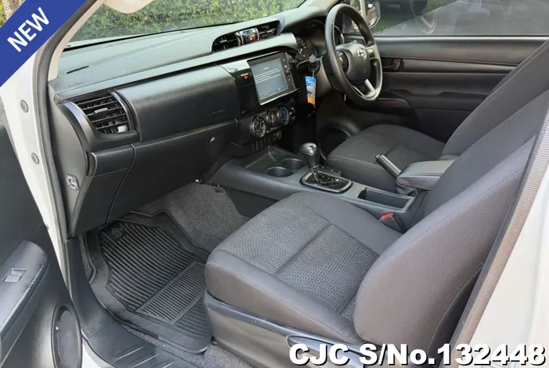 2023 Toyota / Hilux / Revo Stock No. 132448