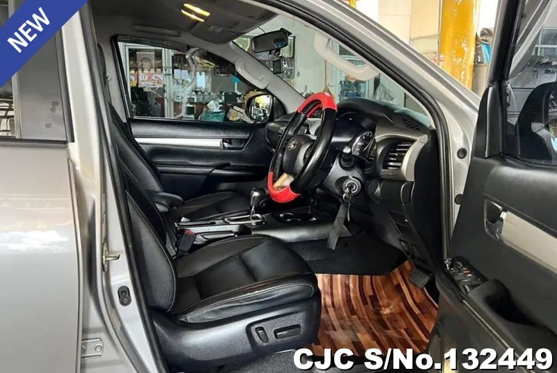 2022 Toyota / Hilux / Revo Stock No. 132449