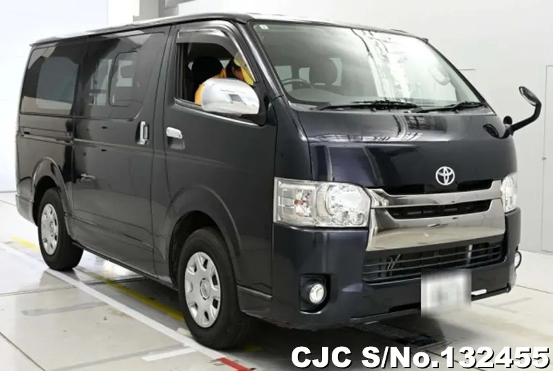 2017 Toyota / Hiace Stock No. 132455