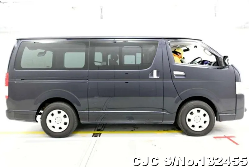 2017 Toyota / Hiace Stock No. 132455