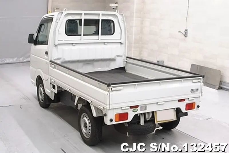 2017 Suzuki / Carry Stock No. 132457