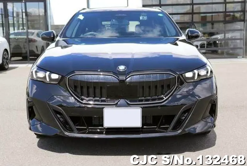 BMW 5 Series in Black for Sale Image 2