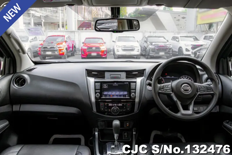 2022 Nissan / Navara Stock No. 132476