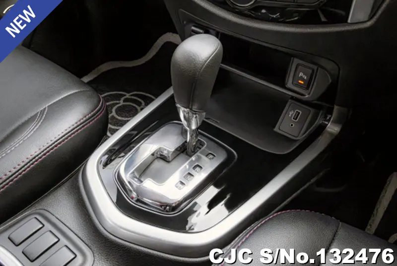 2022 Nissan / Navara Stock No. 132476
