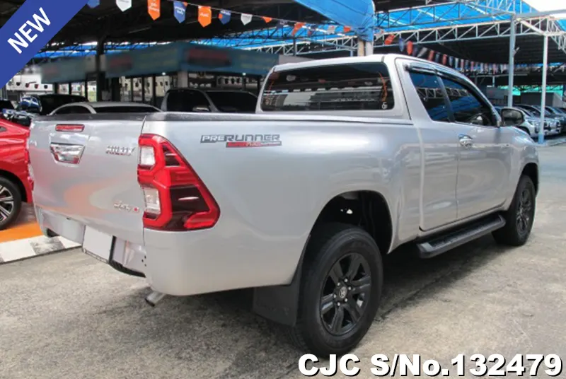 2022 Toyota / Hilux / Revo Stock No. 132479