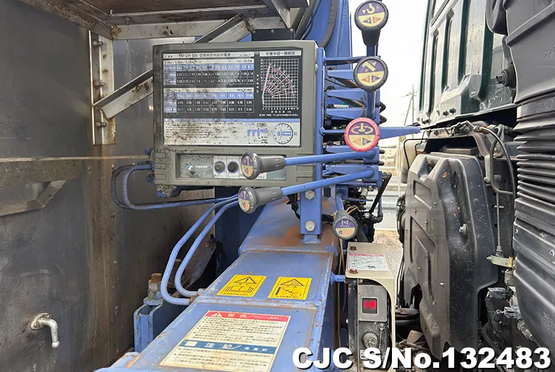 2009 Isuzu / Giga Stock No. 132483