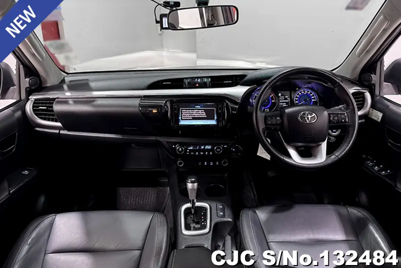 2020 Toyota / Hilux / Revo Stock No. 132484