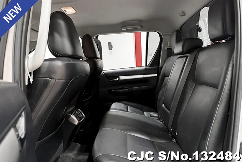 2020 Toyota / Hilux / Revo Stock No. 132484